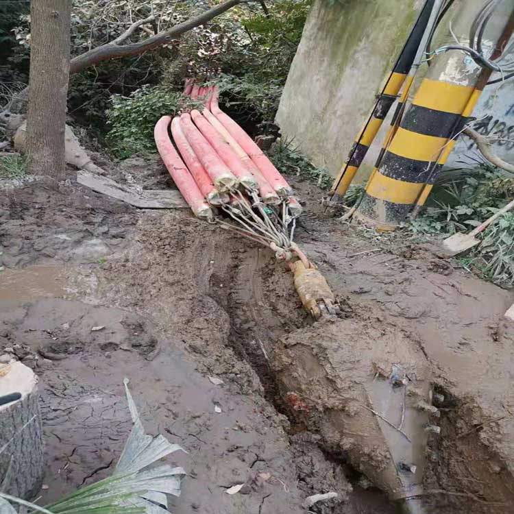 静海矿井拖拉管